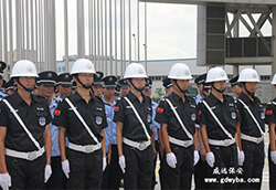 威遠(yuǎn)東莞保安公司，因?yàn)閷Ｗ⑺詫I(yè)！